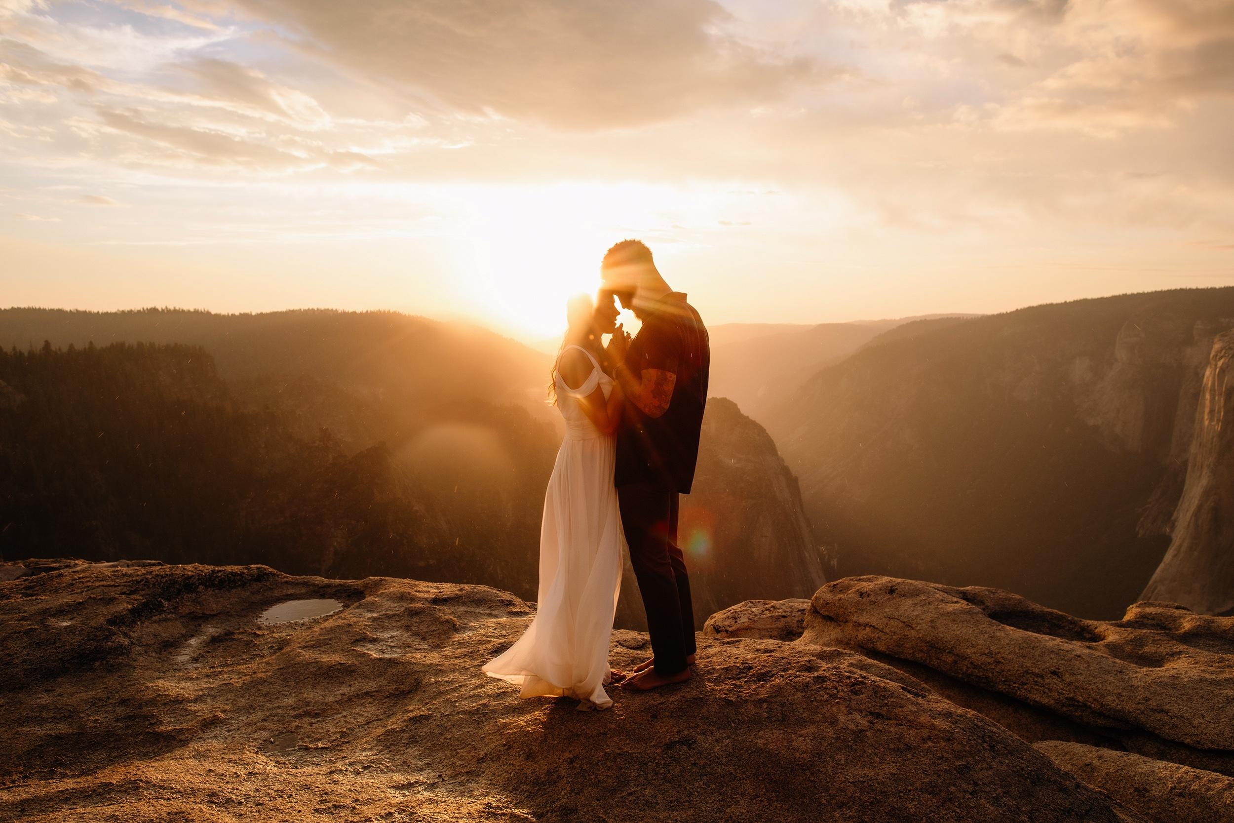 carousel-hero-element image-2